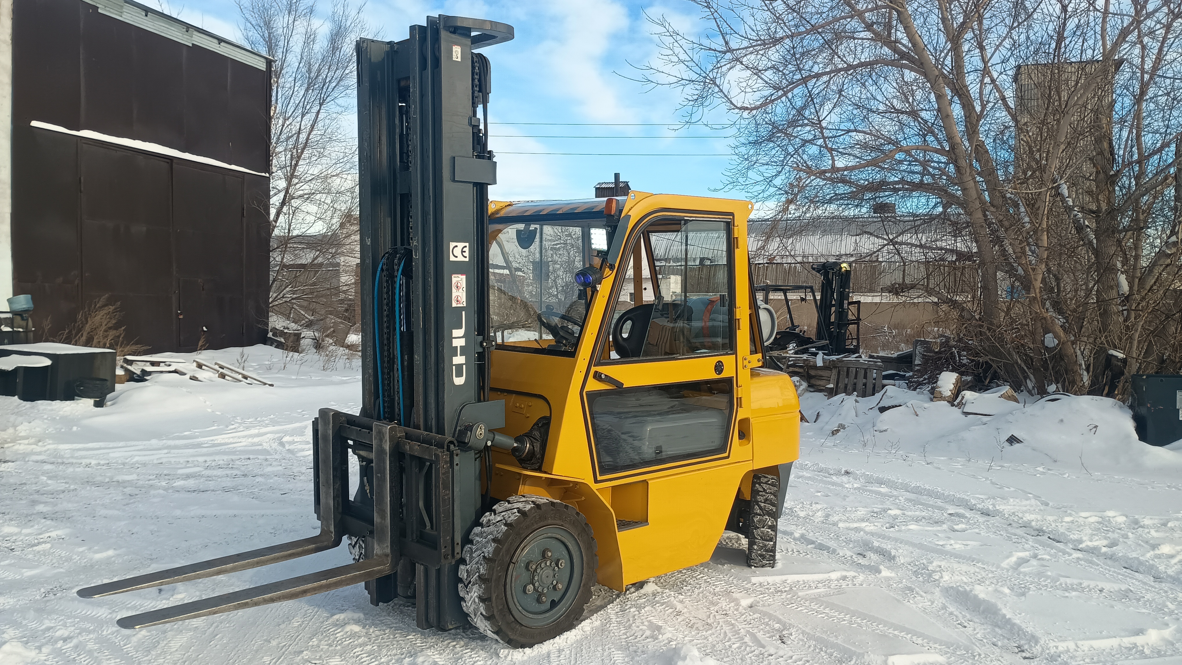 Вилочный погрузчик CHL (Heli) 3.5т - фото 4