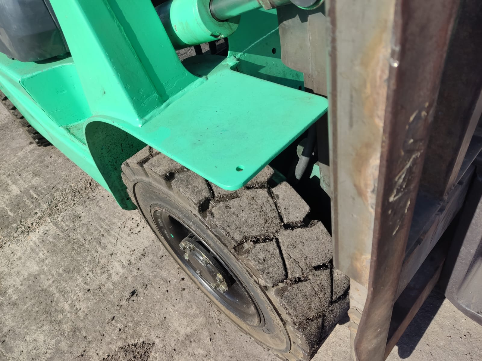 Погрузчик вилочный Mitsubishi FG20 - фото 6