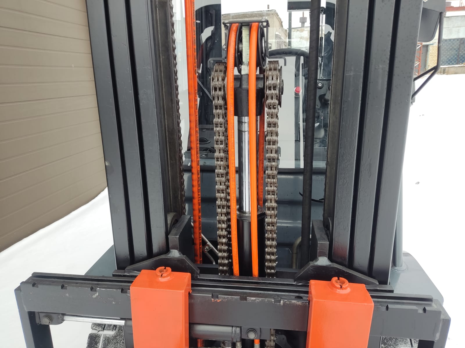 Погрузчик вилочный Toyota 32-8FG25 - фото 5