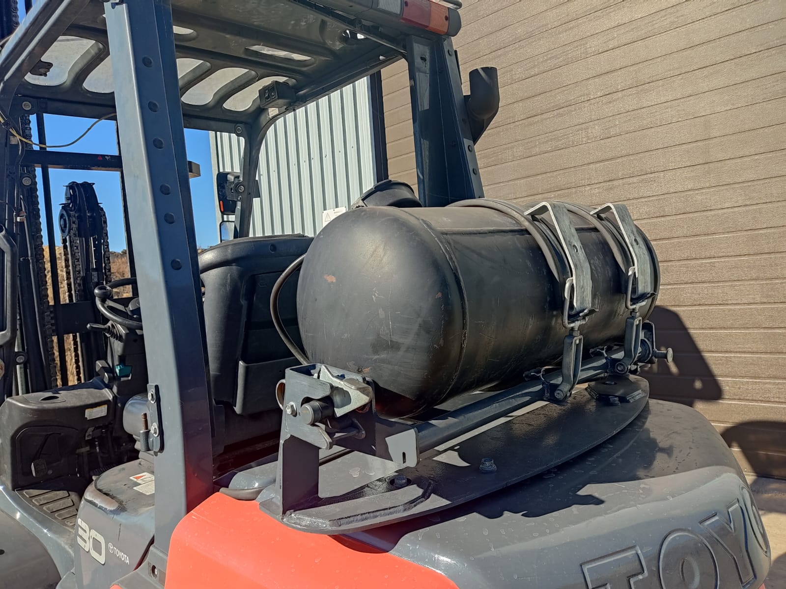 Погрузчик вилочный Toyota 32-8FG30 - фото 5