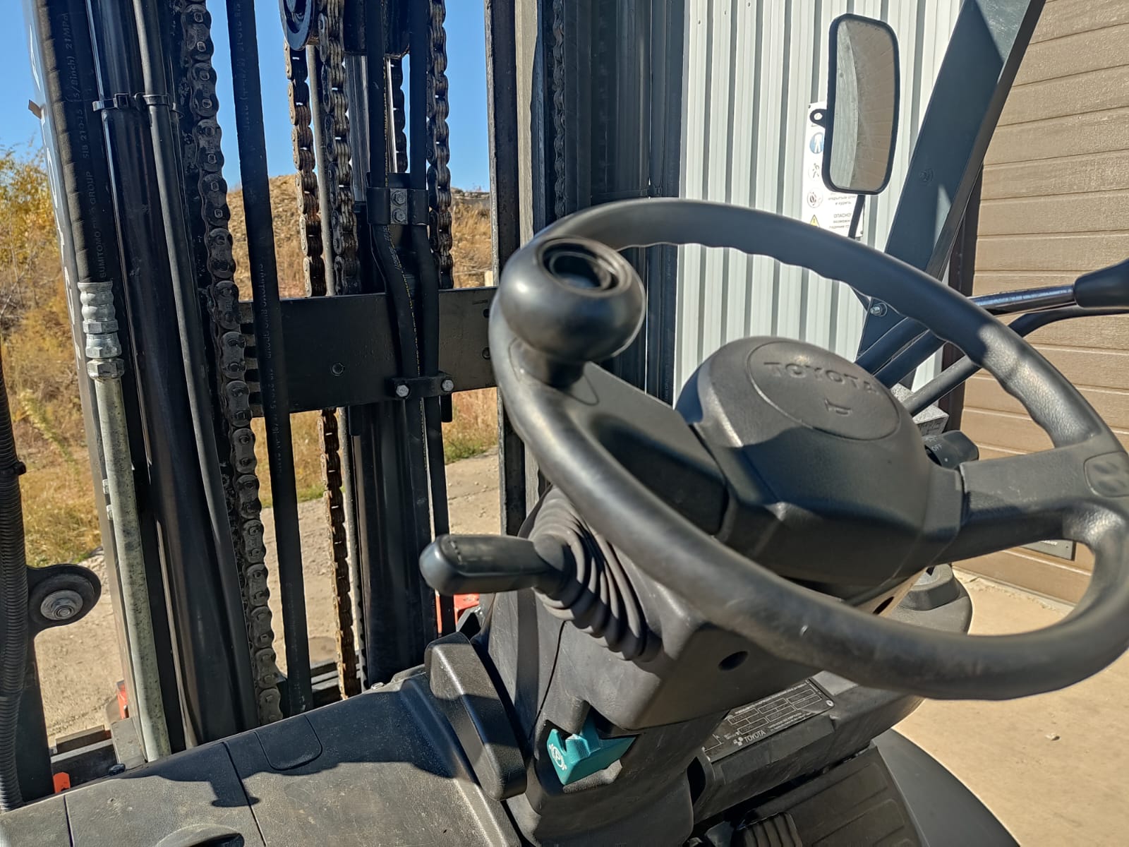 Погрузчик вилочный Toyota 32-8FG30 - фото 6